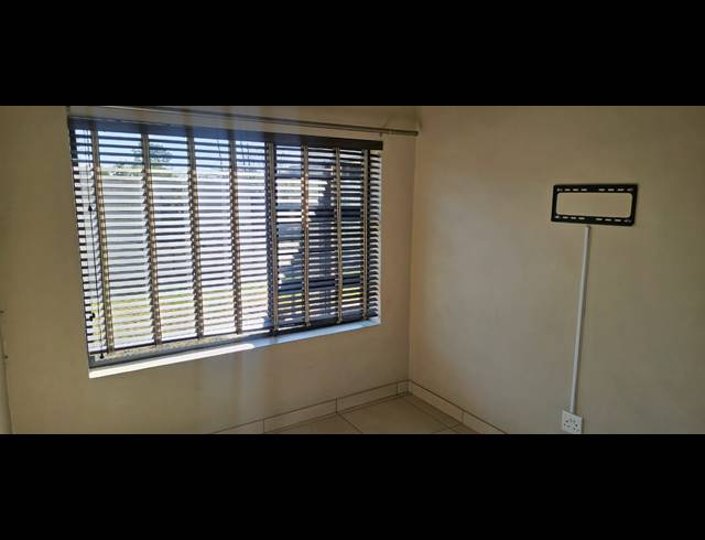3 BEDROOM TOWNHOUSE FOR SALE IN WATERKLOOF AH